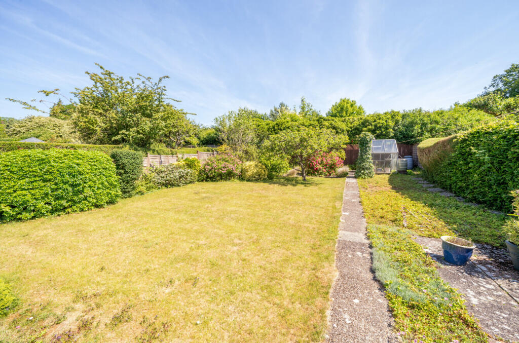 1311987-3-685290b...