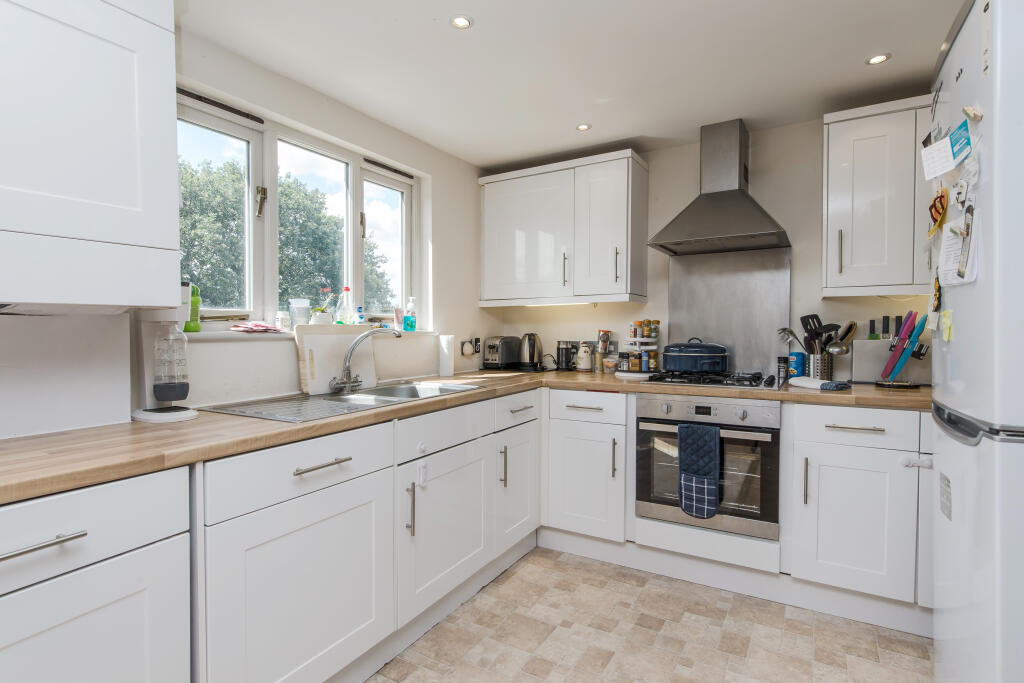 7b Somerset Avenue-K