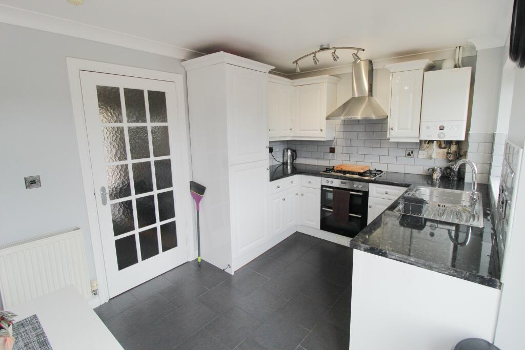 Kitchen2