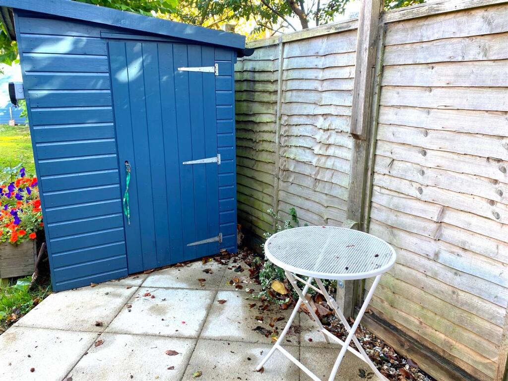 shed 2.jpg