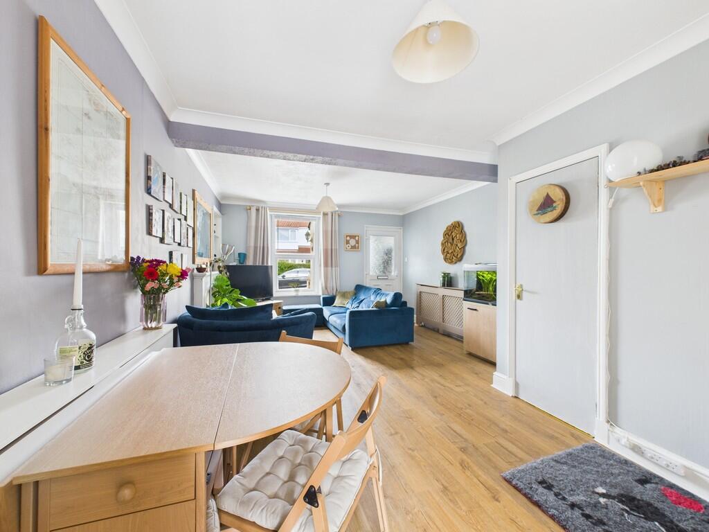 CAM03974G0-PR0199...