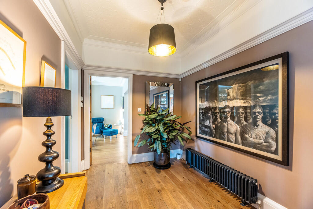 34 Warwick Road 0...