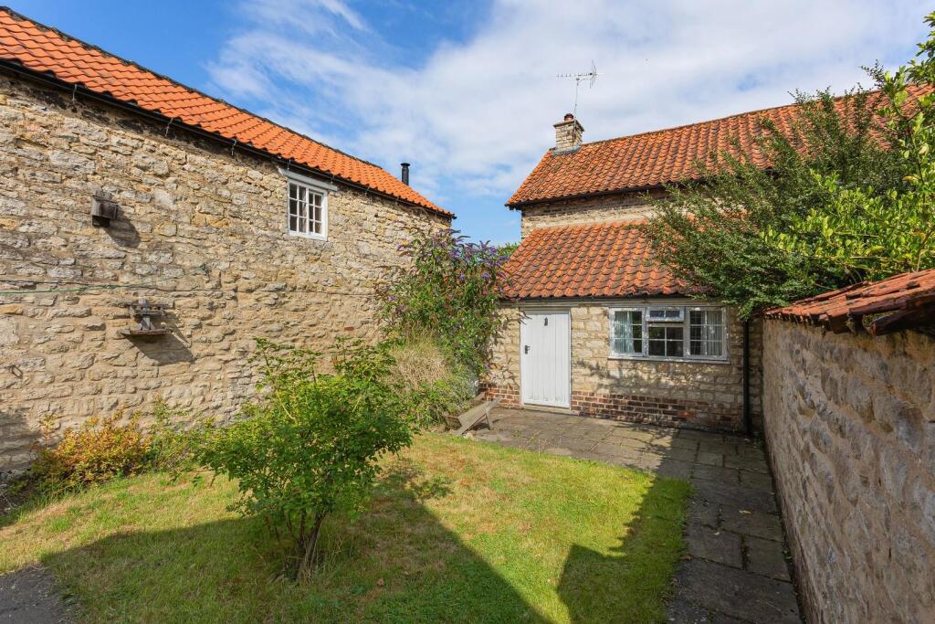 Swallows Cottage-06.jpg