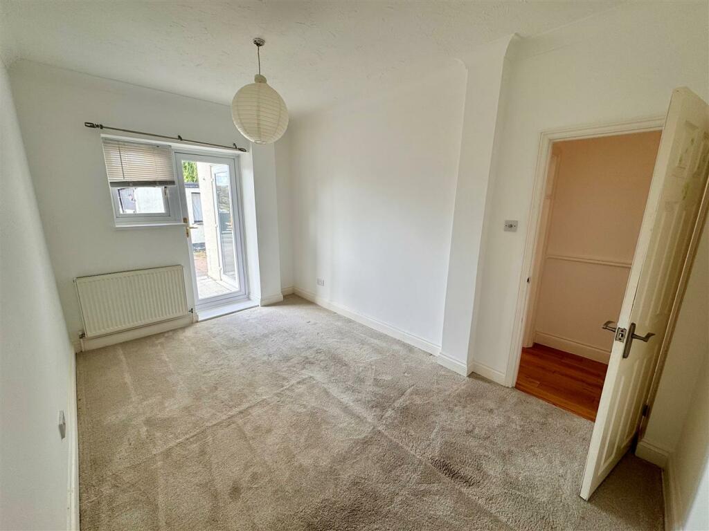 Bedroom.jpg