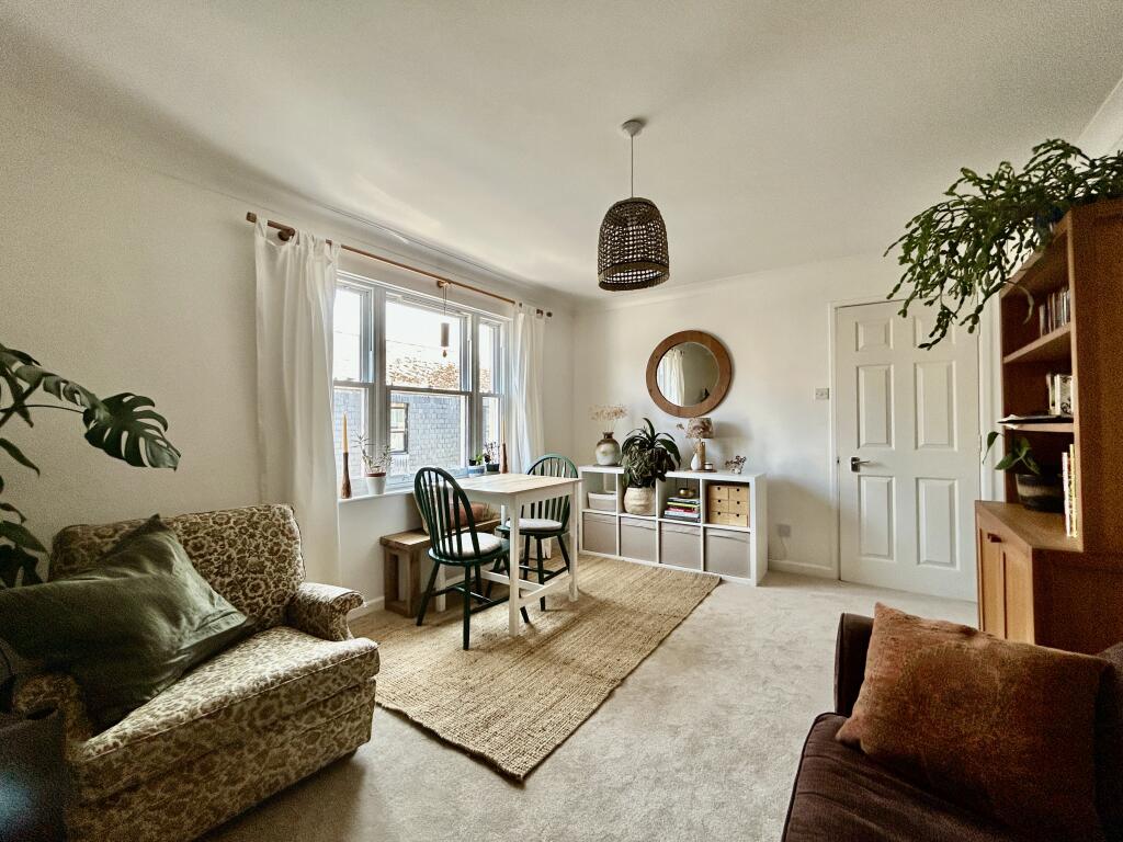 Lounge Dining Room..