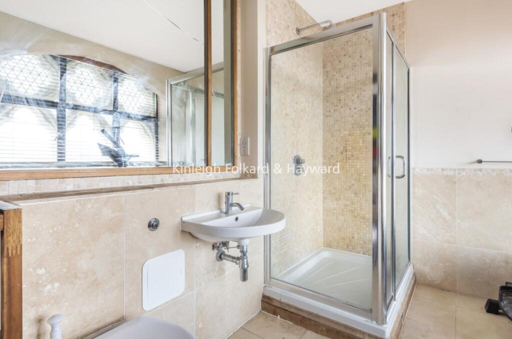 b11e5252-52b5-443b-b