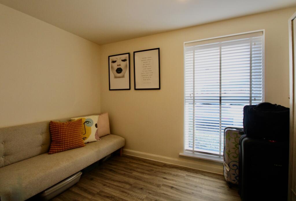 Bedroom 2 angle 2