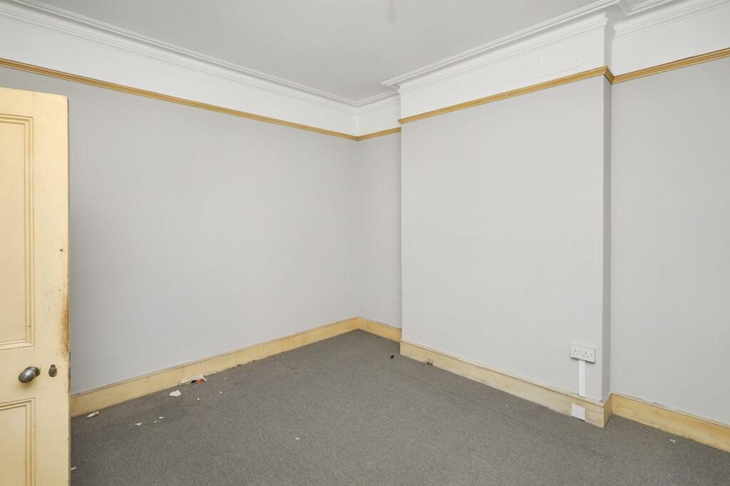 60 Delaware Mansions, Delaware Road, Maida Vale, London, W9 2LJ