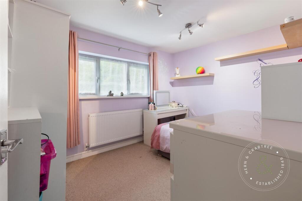 Allen Close, Hern and Crabtree (32).jpg