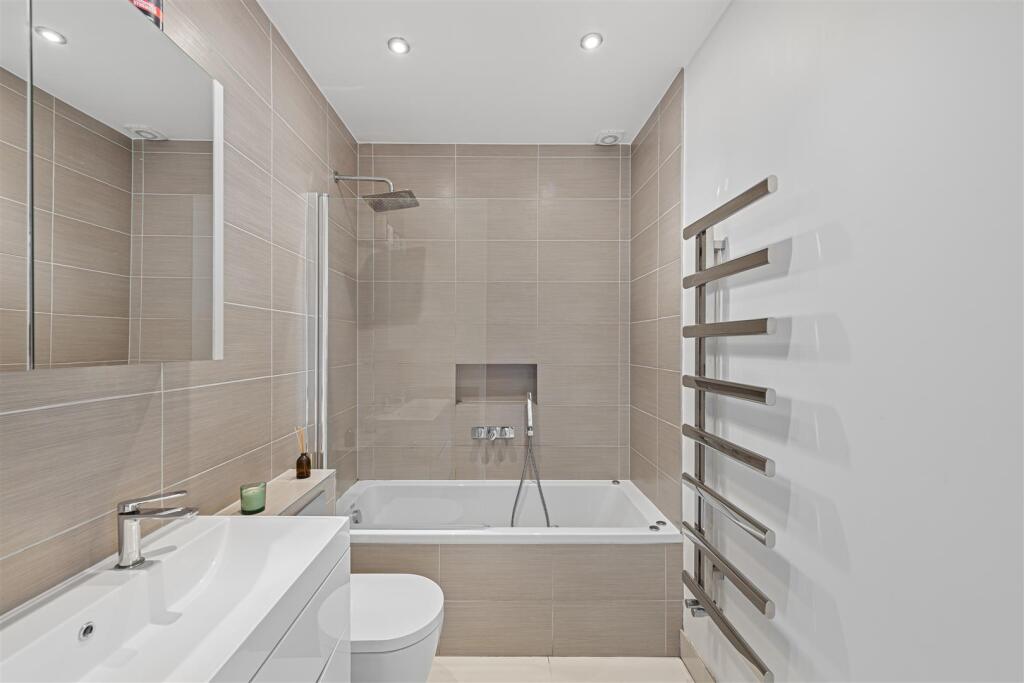 Huntingfield Road Hi-22.jpg