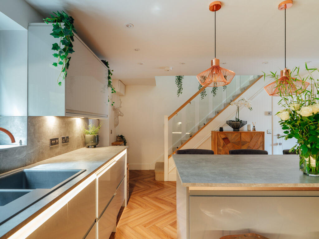 Kitchen / Breakfast Room