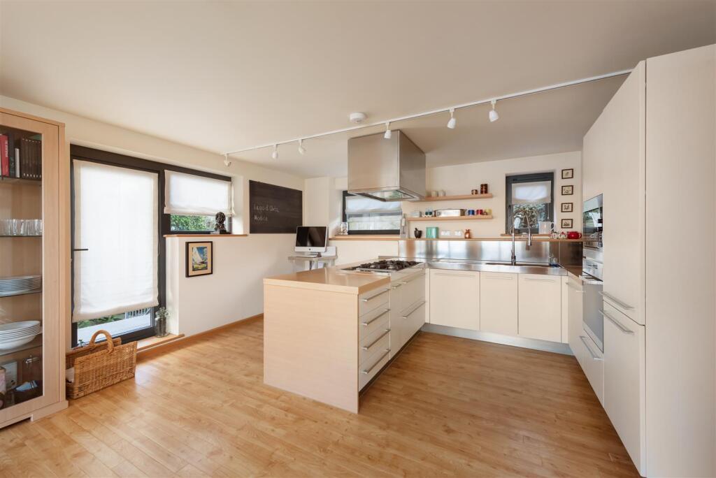 Joy Lane, Whitstable