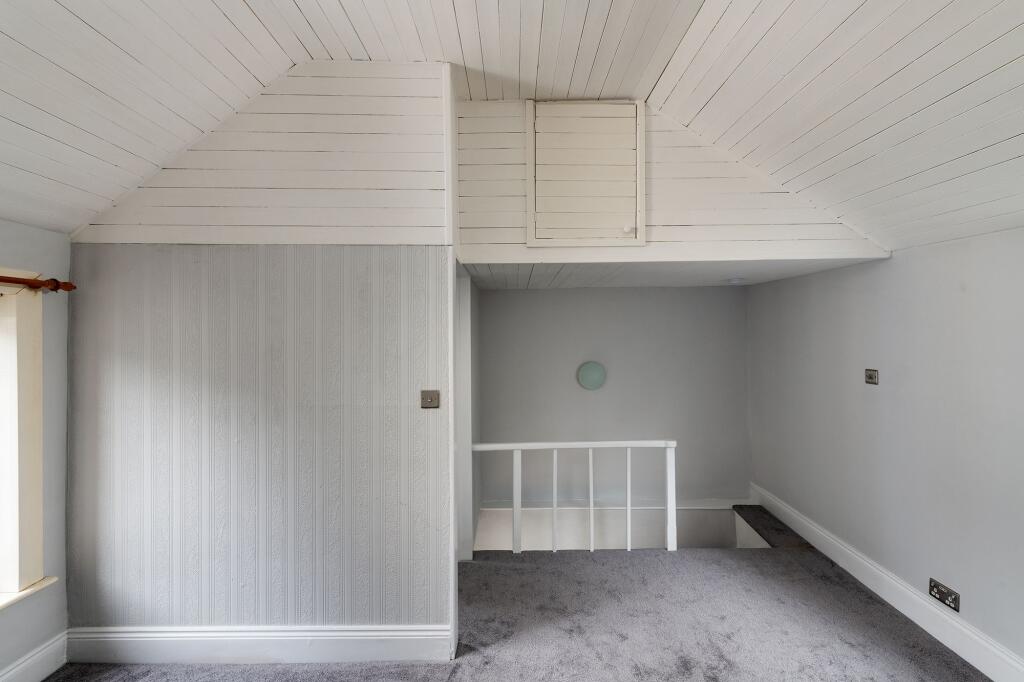 51 Lake Street, Dartmouth