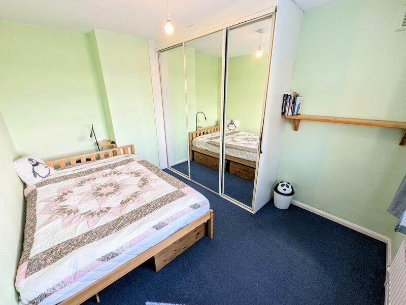 Photo 36
