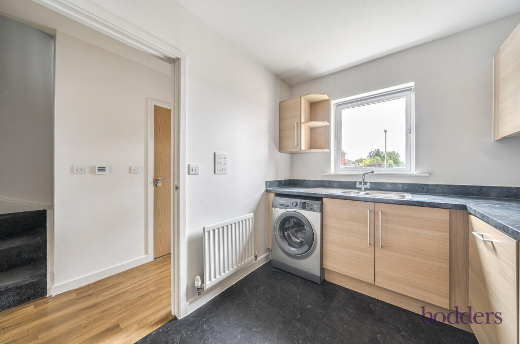 d70355ff-2d6c-4ea...