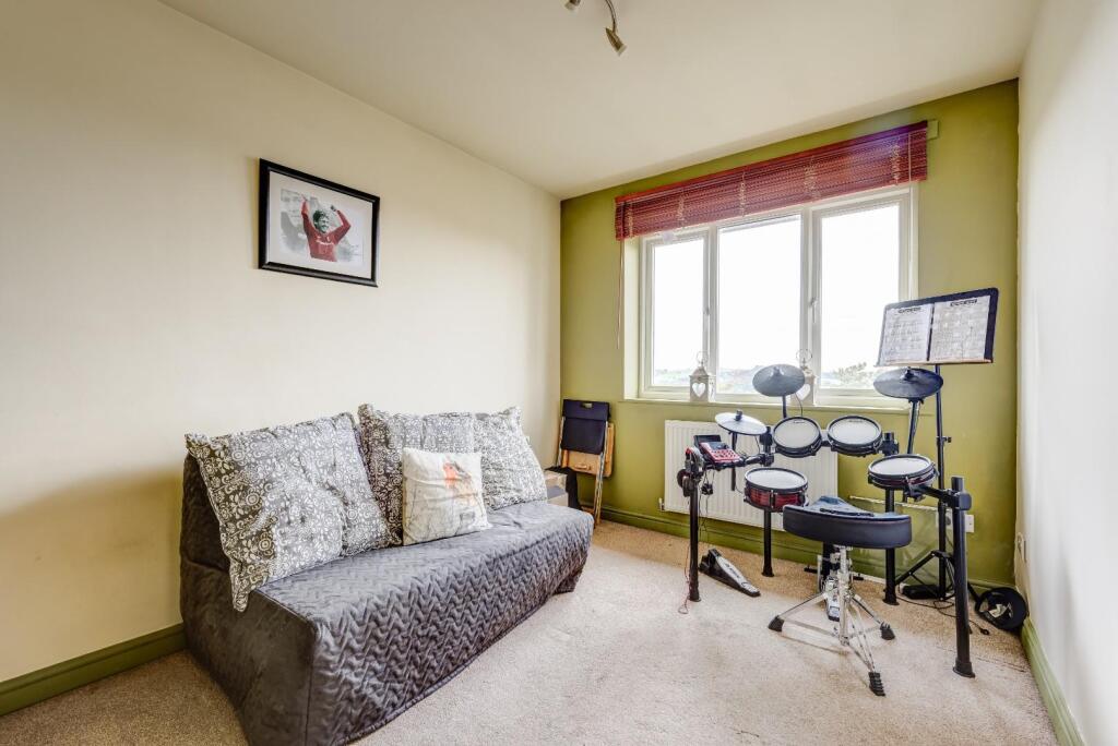 10SouthleaAve(Interior)-12.jpg