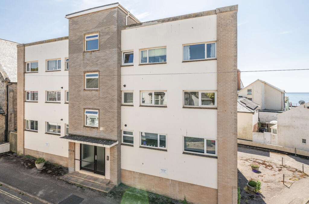 1294428-3-682c536...