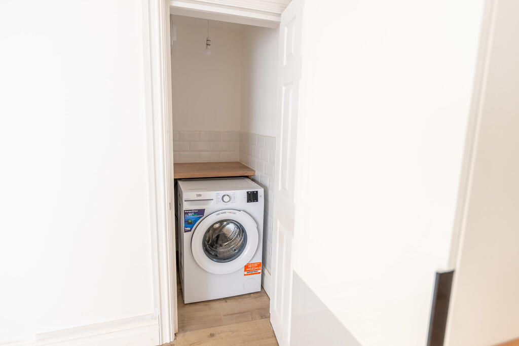 Flat 10 13-14-3