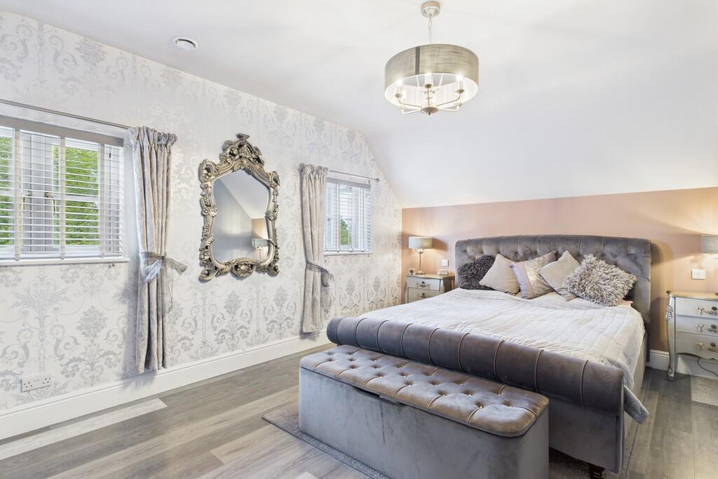 CAM01689G0-PR0472...