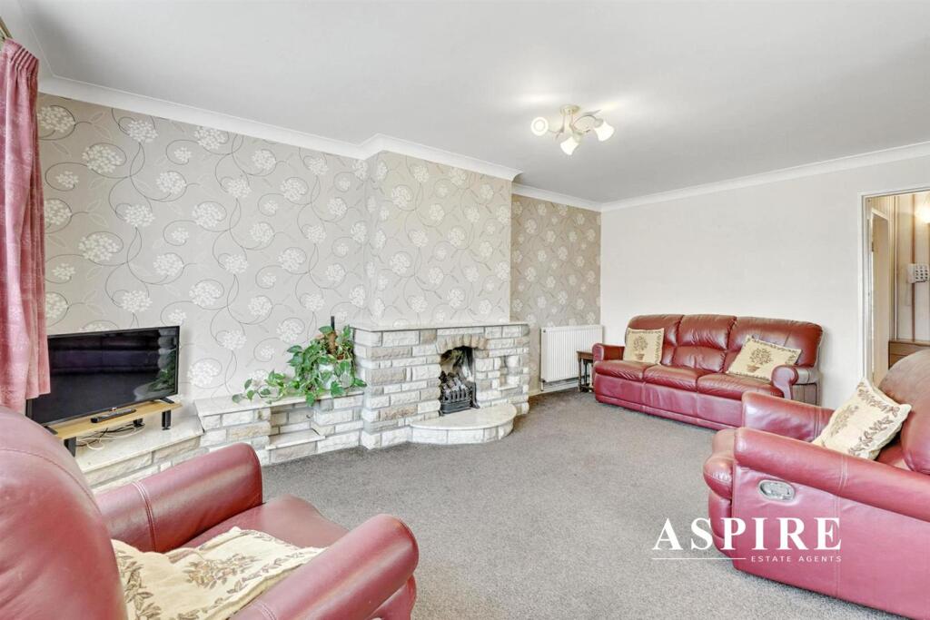 Aspire Estate Agents1.jpg