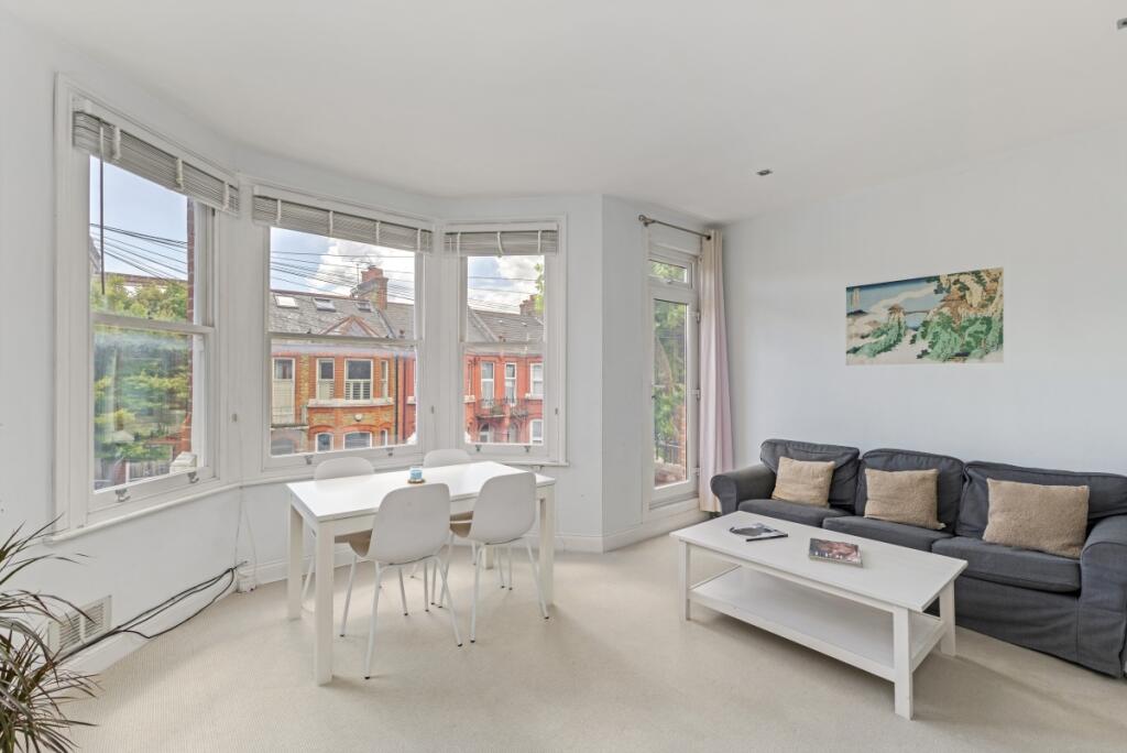 94937_80B-Bathurs...