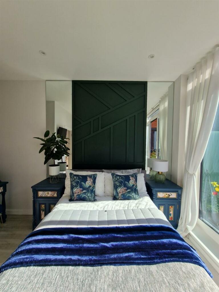 01323 737373