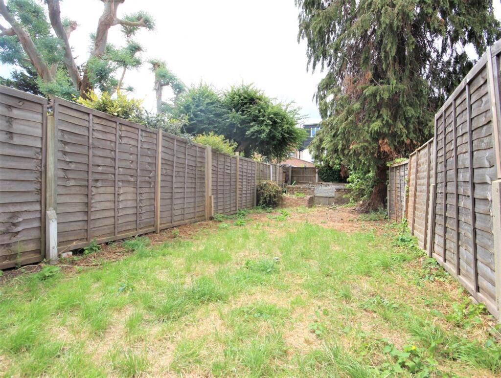 Garden 1.JPG