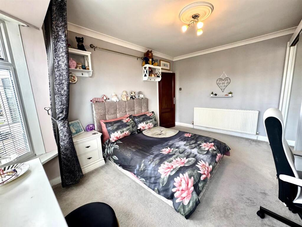 WhatsApp Image 2025-09-26 at 14.08.12 (1).jpeg