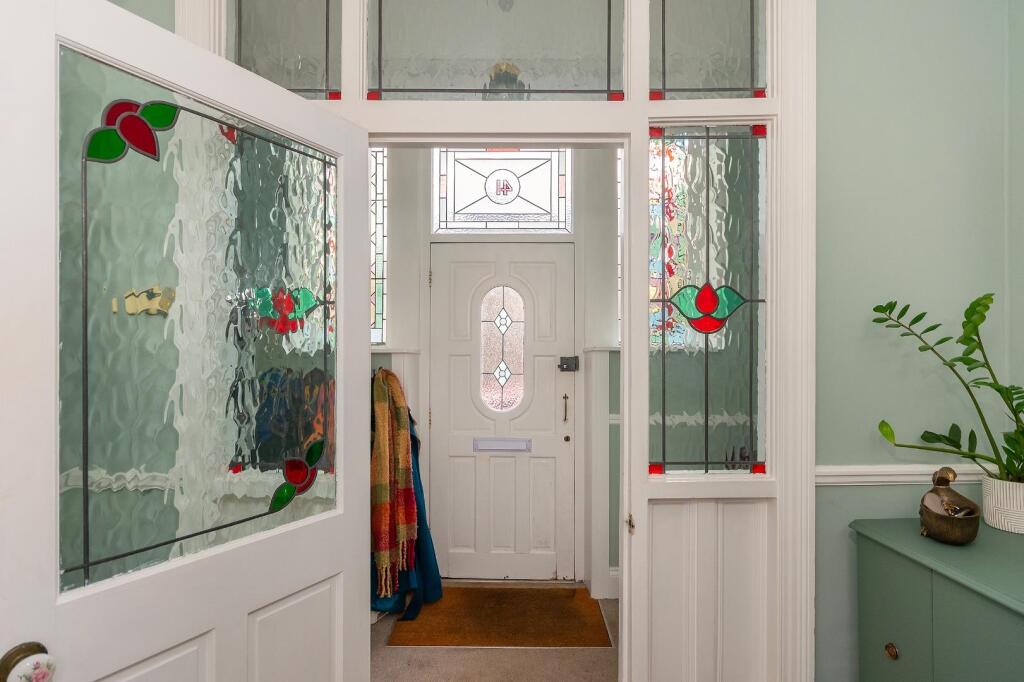 4M1RKE - Hallway A.jpg