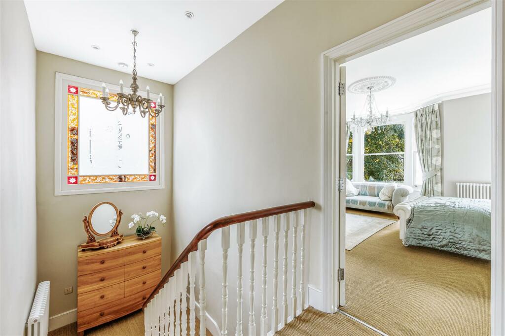 Avenue Gardens-22.jpg