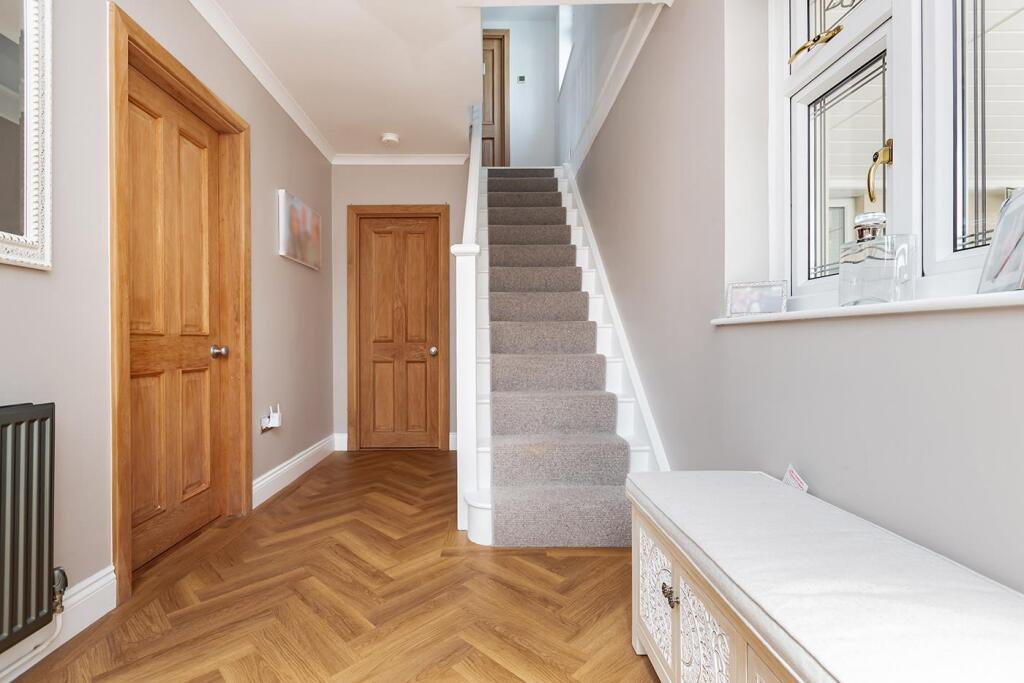 3 Merton Avenue-LR18.jpg