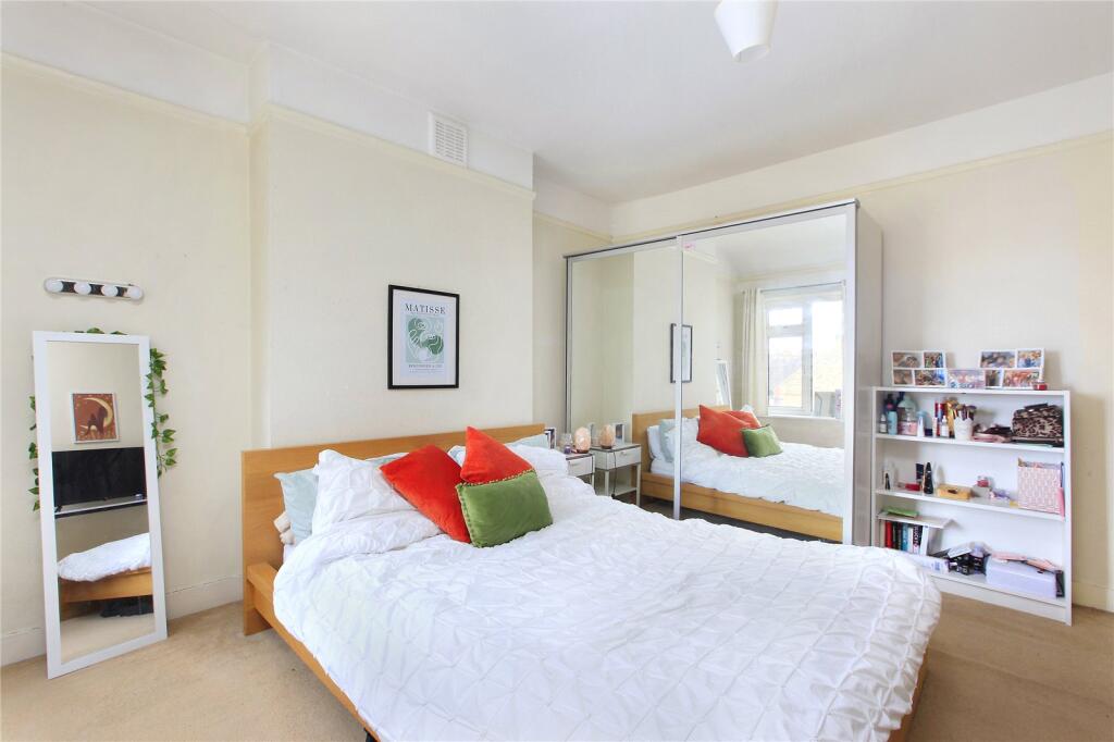 property in Clapham Common West Side, 
Between the Commons, SW4