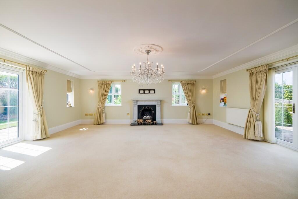 1440px-Brookside ...