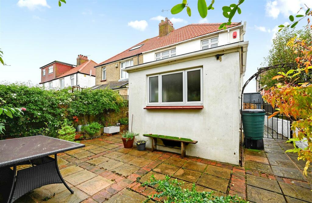 Mansfield rd, BN3 (23).jpg