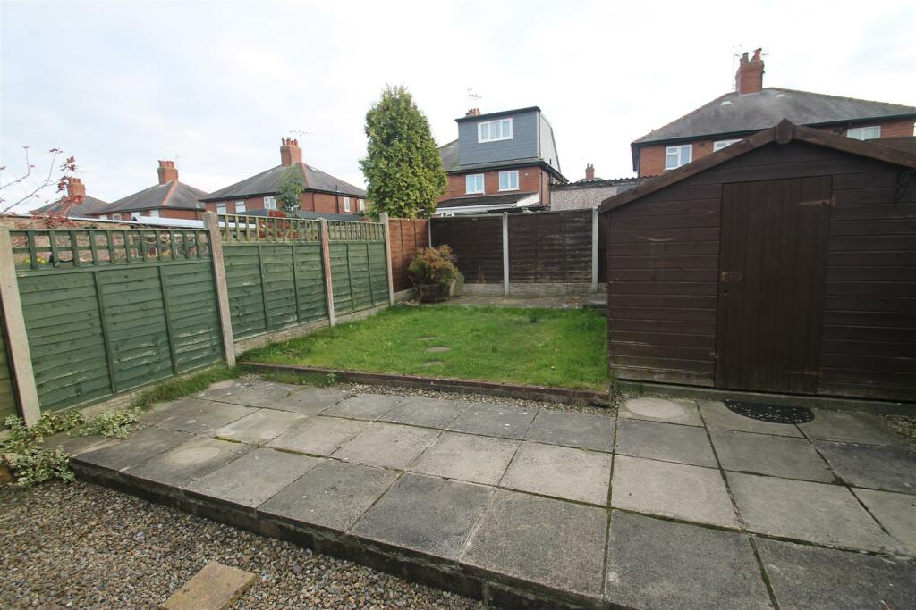 rear garden with shed.JPG