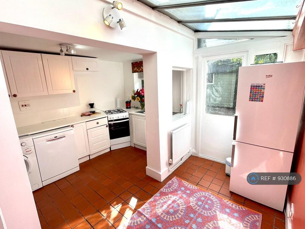 Kitchen / Diner + Back Door To Rear Patio Garden