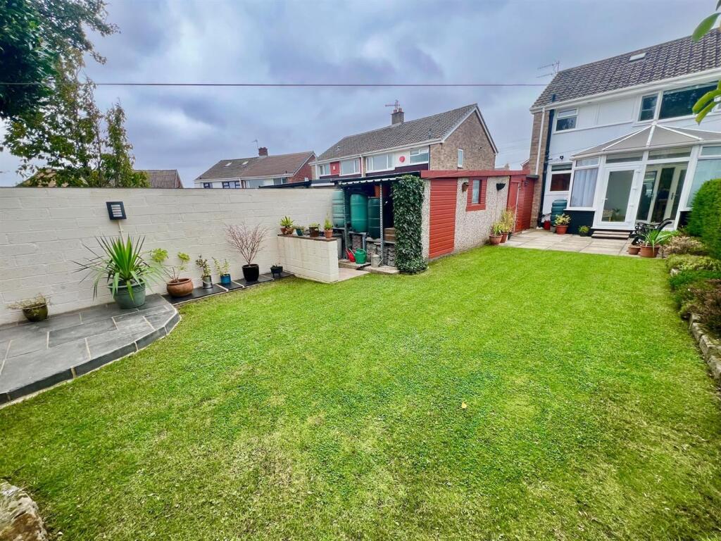 Bramleys Estate Agents - The Drive - Hipperholme (