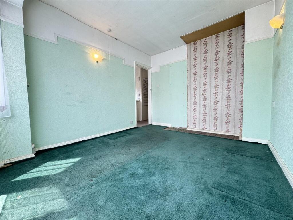 IMG_4268 (Large).JPG