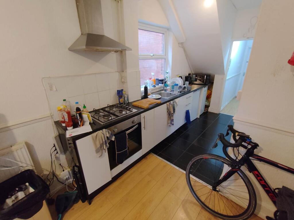 Kitchen (1)