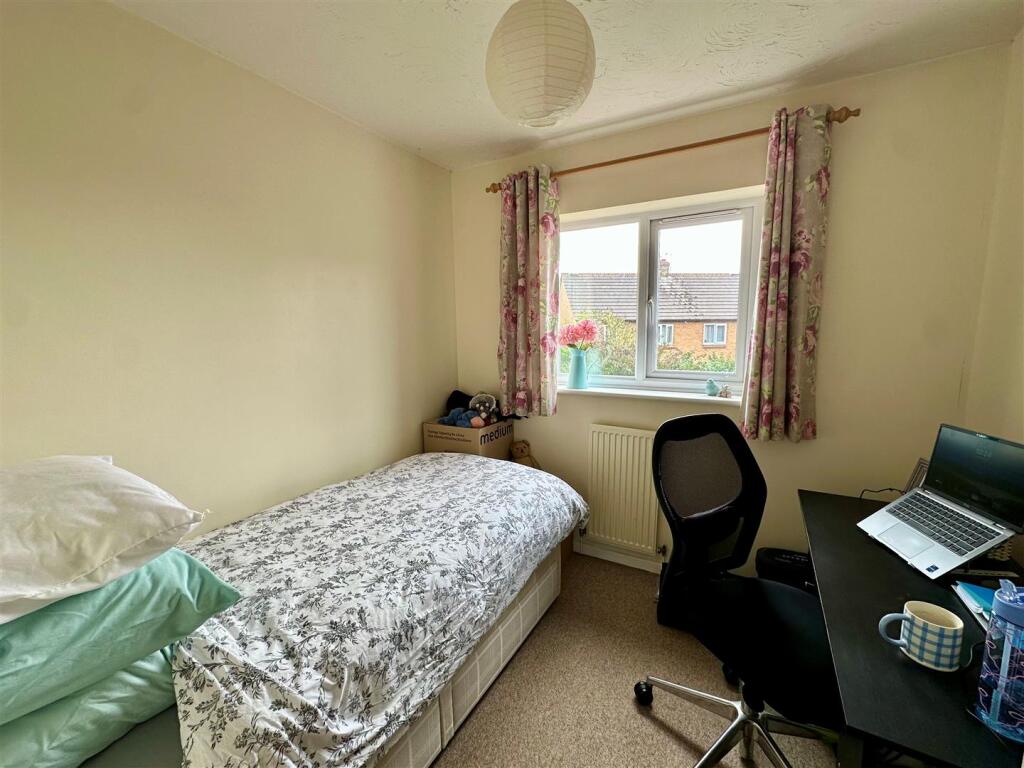 Spare Bedroom.jpg