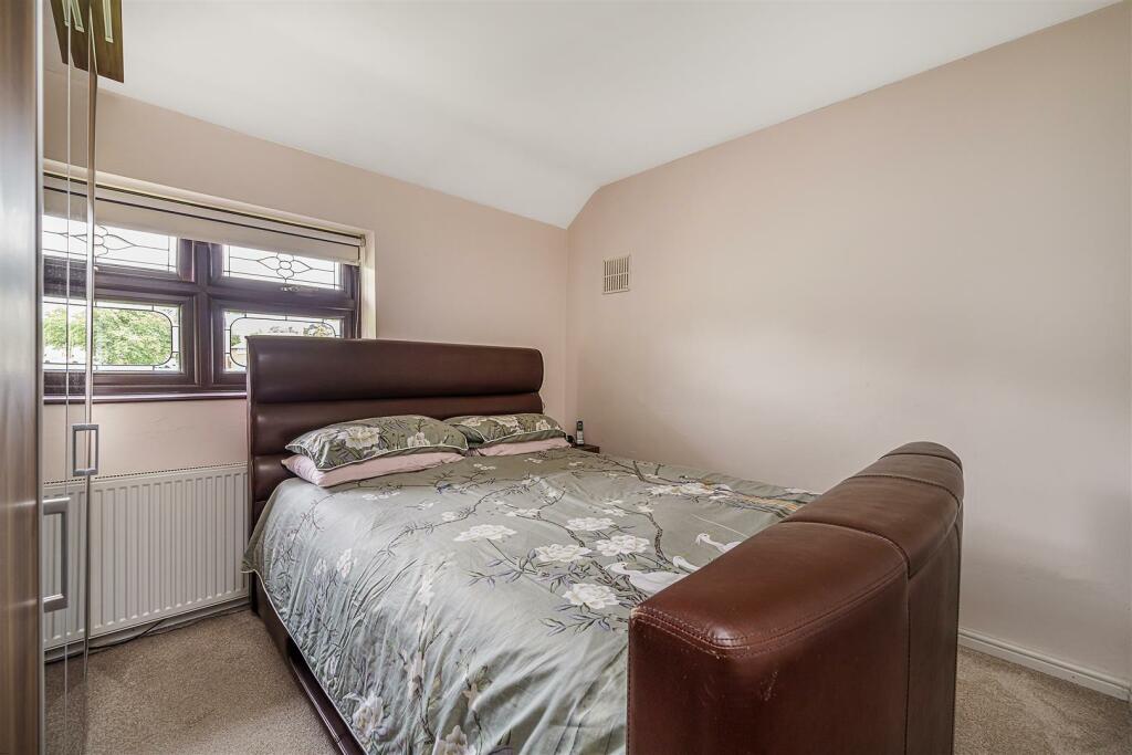 Englefield Crescent-3.JPG