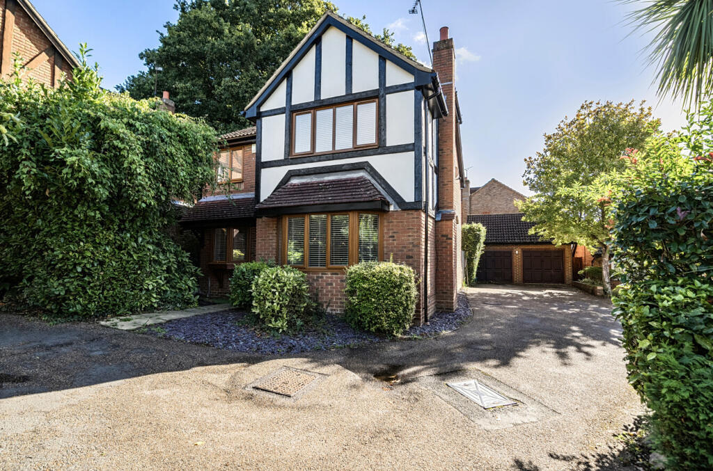 1349795-19-68c3e6...