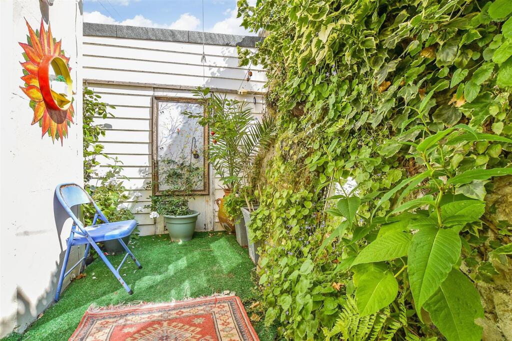 Patio / Decking
