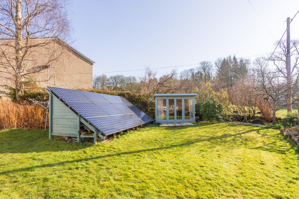 Garden &amp; Summer House