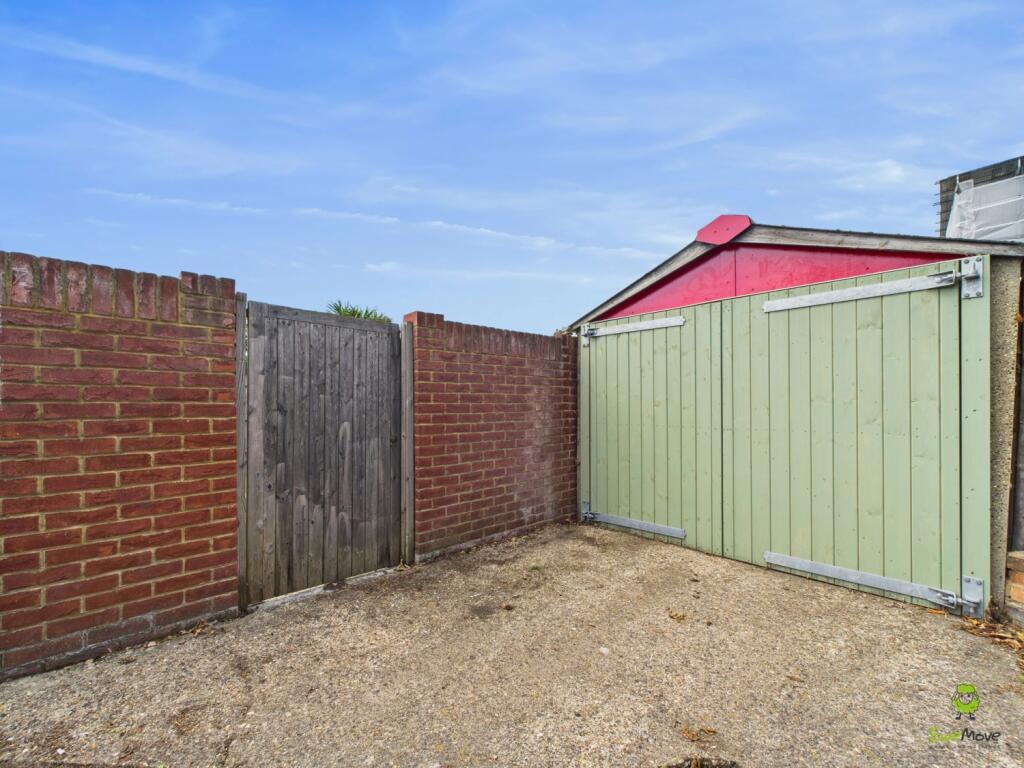 Presented by Nicoleta at EweMove Bexleyheath and D