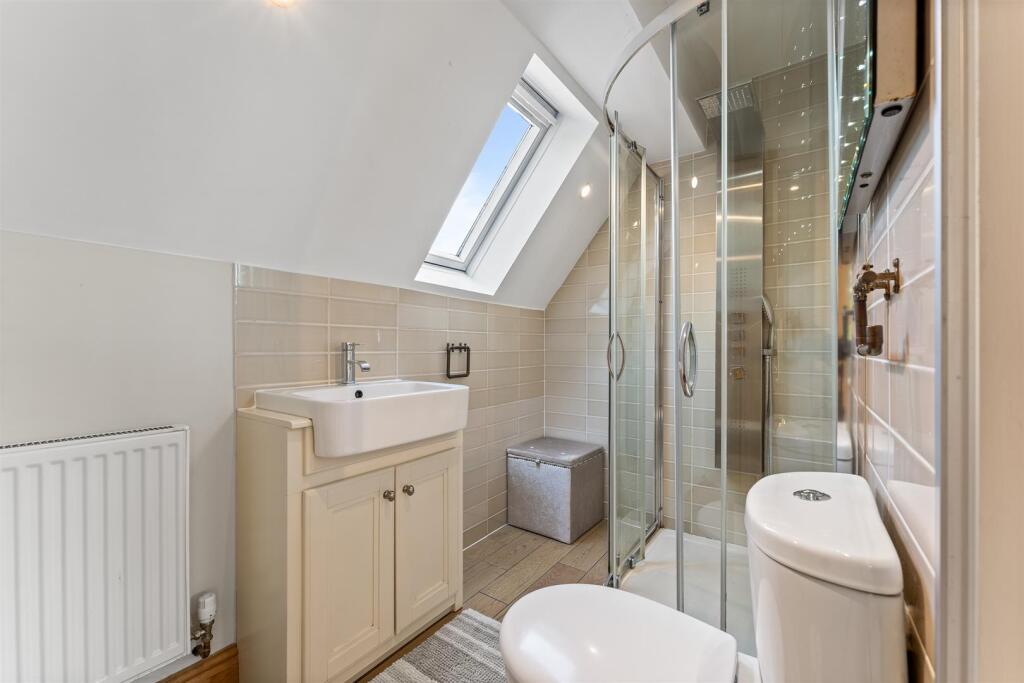 Ensuite Shower Room