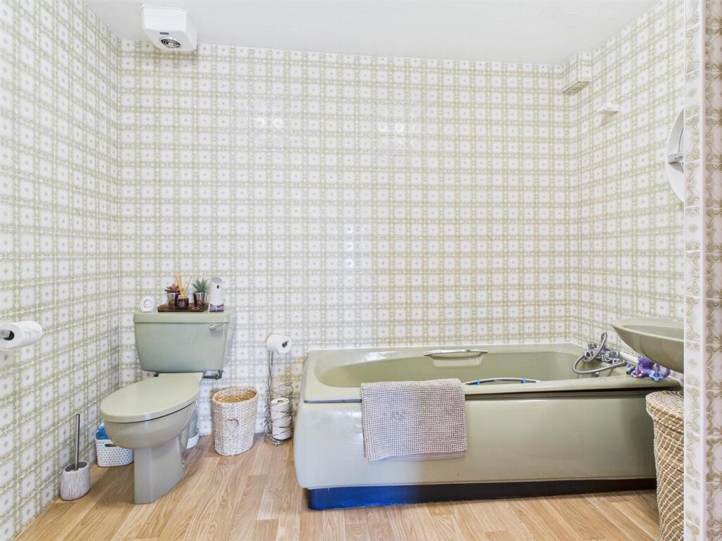 Ground Floor Bathroom