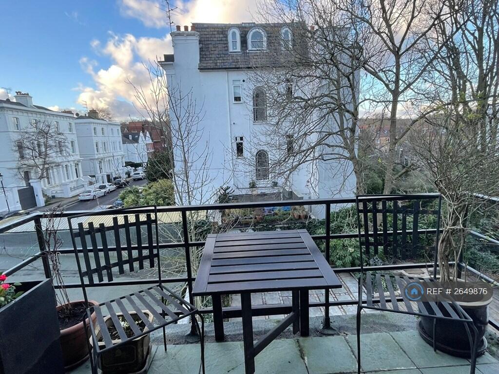 Balcony Facing Hampstead Hill Gardens