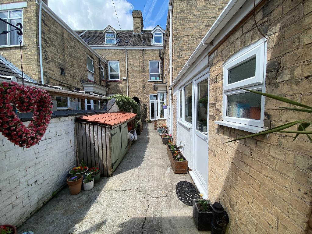Rear Courtyard