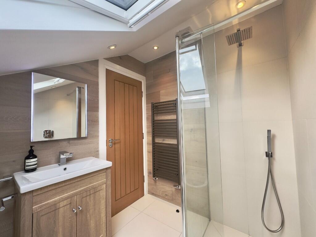 BEDROOM 4 EN-SUITE